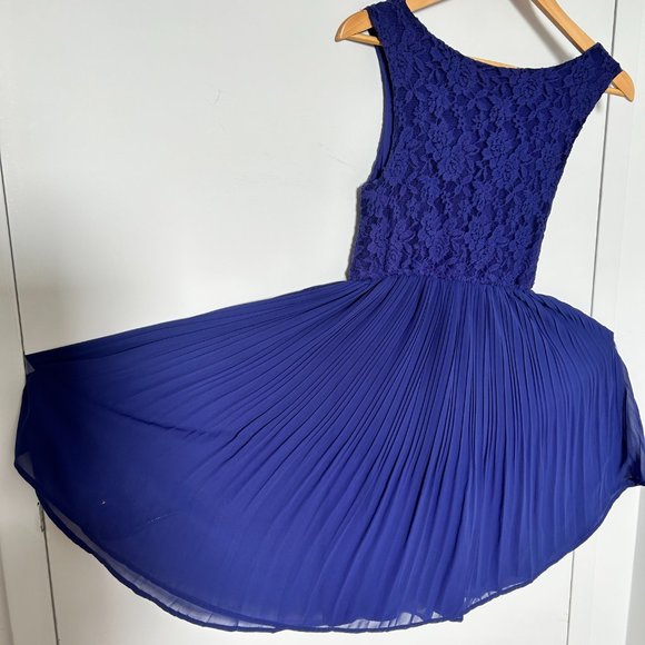 RW & CO. dress for casual dinner and going out. size: medium - Picture 2 of 2